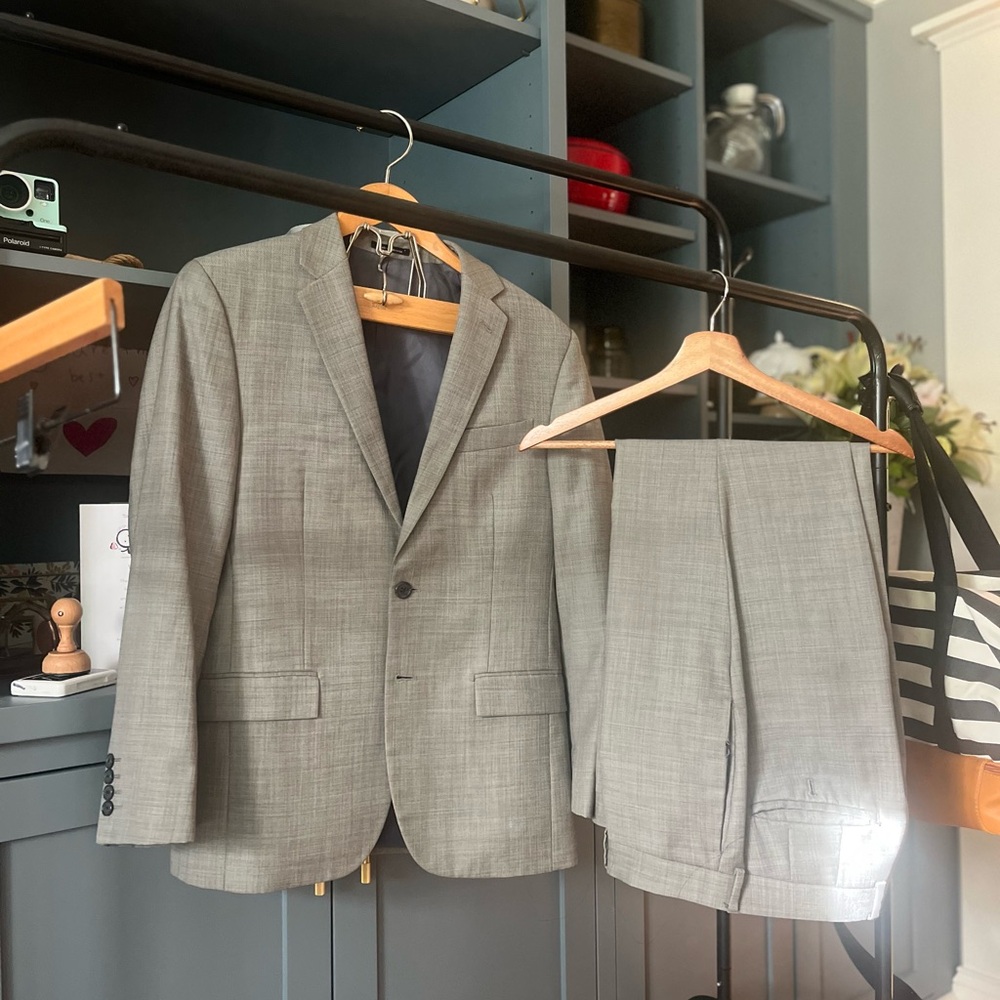 Men’s Suit